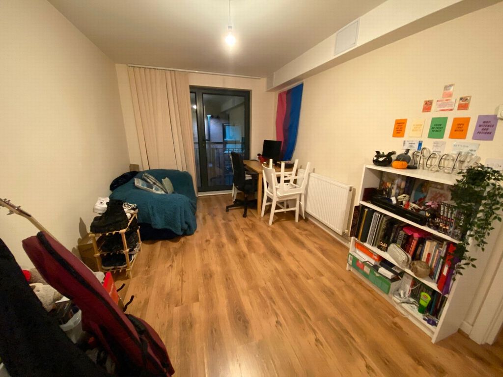 Property photo 2 of 9 Photo 1
