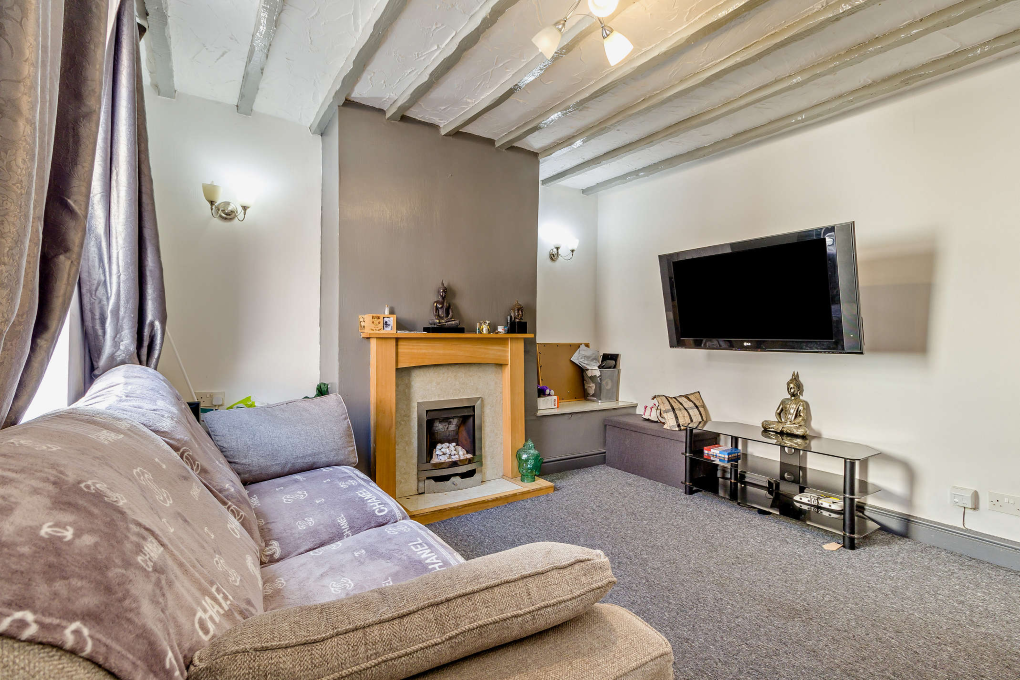 Property photo 3 of 12