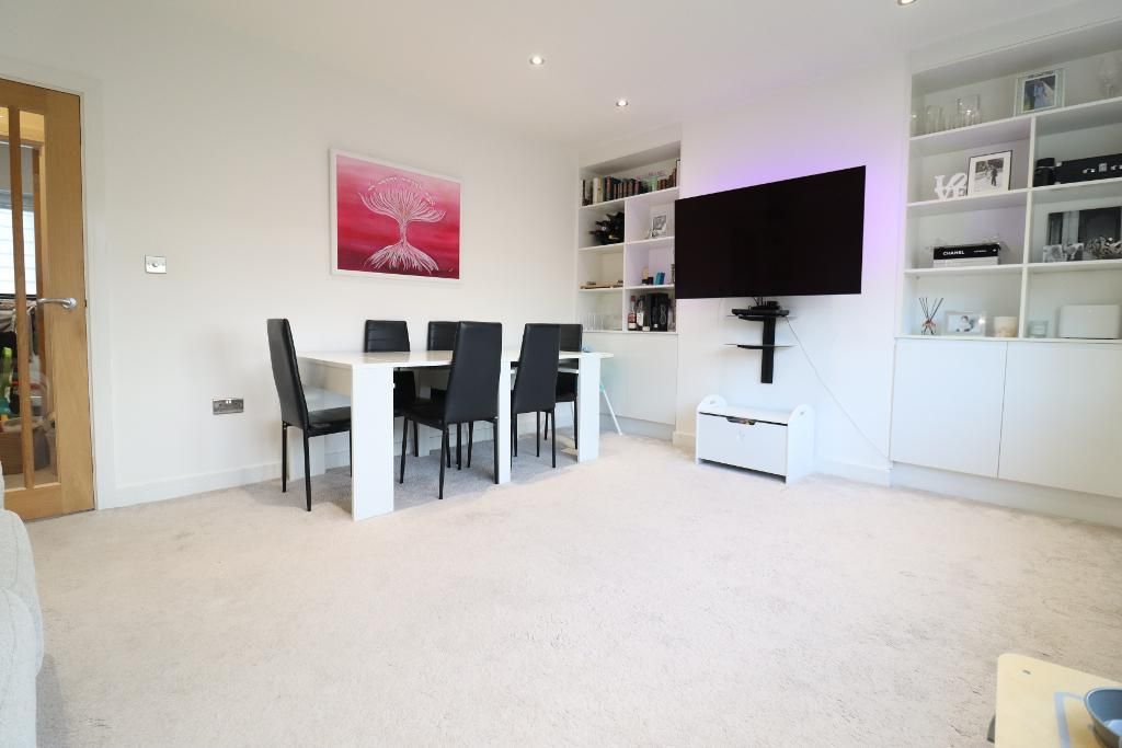 Property photo 3 of 10 Photo 3