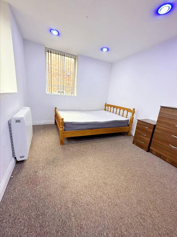 Property photo 3 of 4