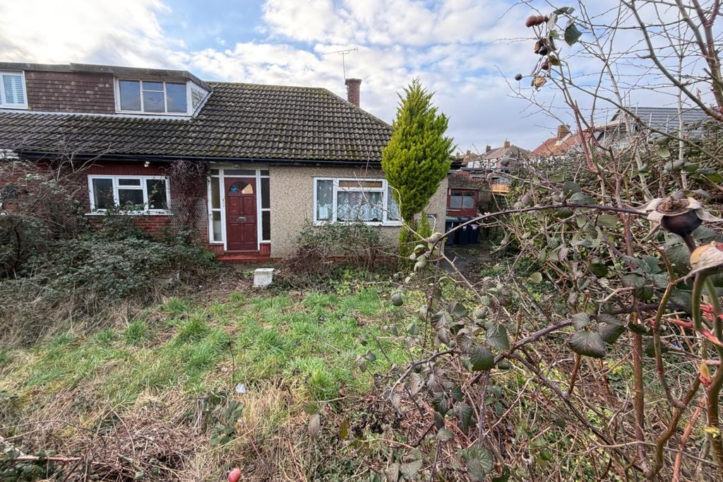 Property photo 1 of 17 St Kilda, Ableton Lane, Severn Beach, Bristol Bs35 4Pp