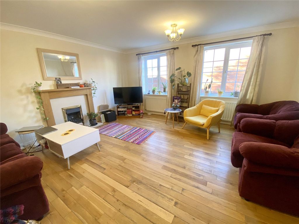 Property photo 2 of 16 Picture No. 02