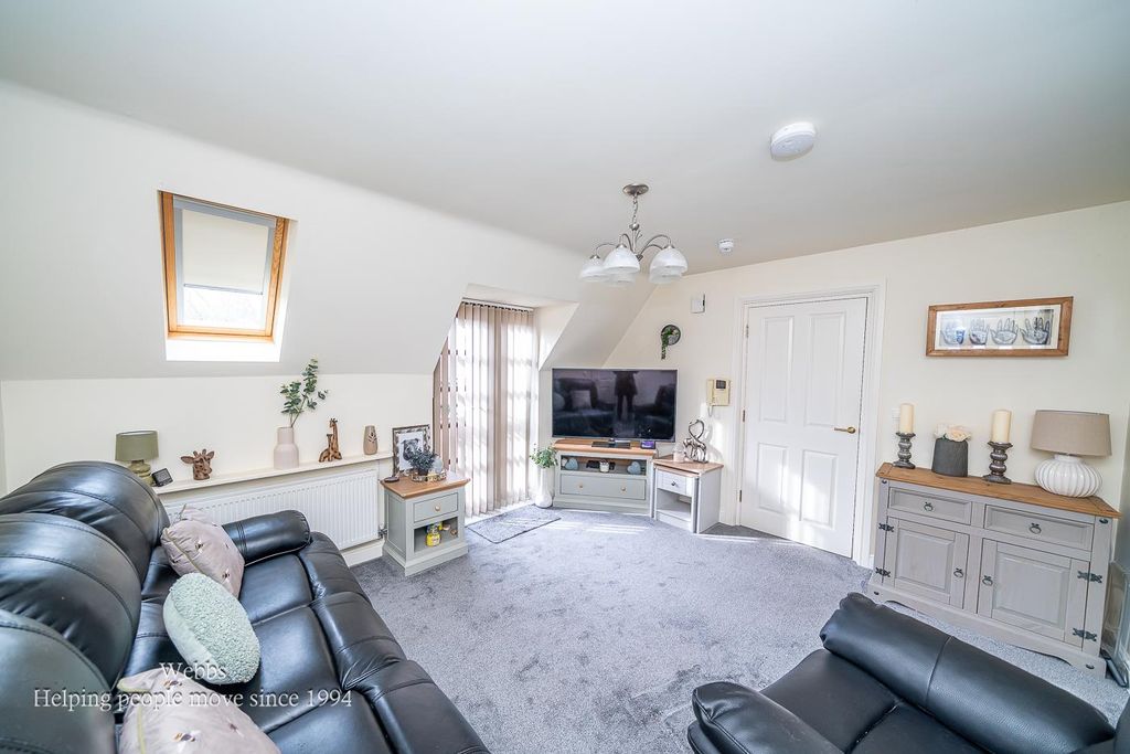 Property photo 2 of 18 Webbs-6.Jpg