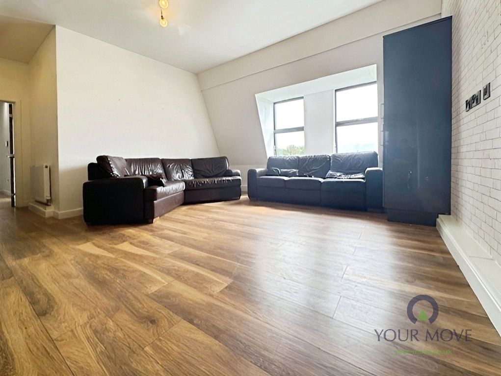Property photo 3 of 8 Picture No. 06