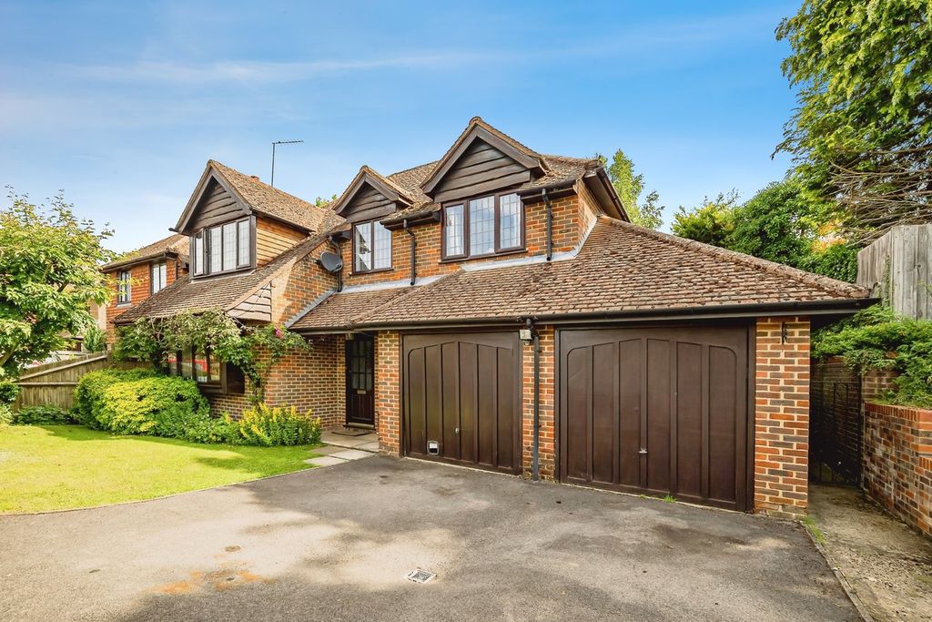 Property photo 1 of 18