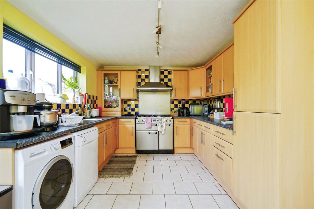 Property photo 3 of 17 Picture No. 37