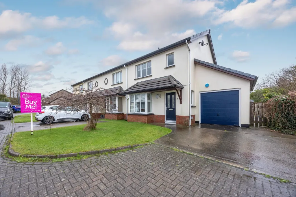 Property photo 1 of 22