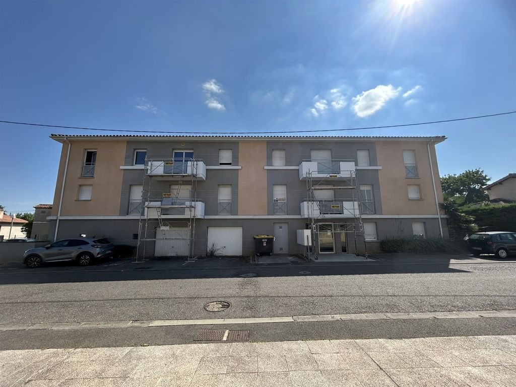 Property photo 2 of 10