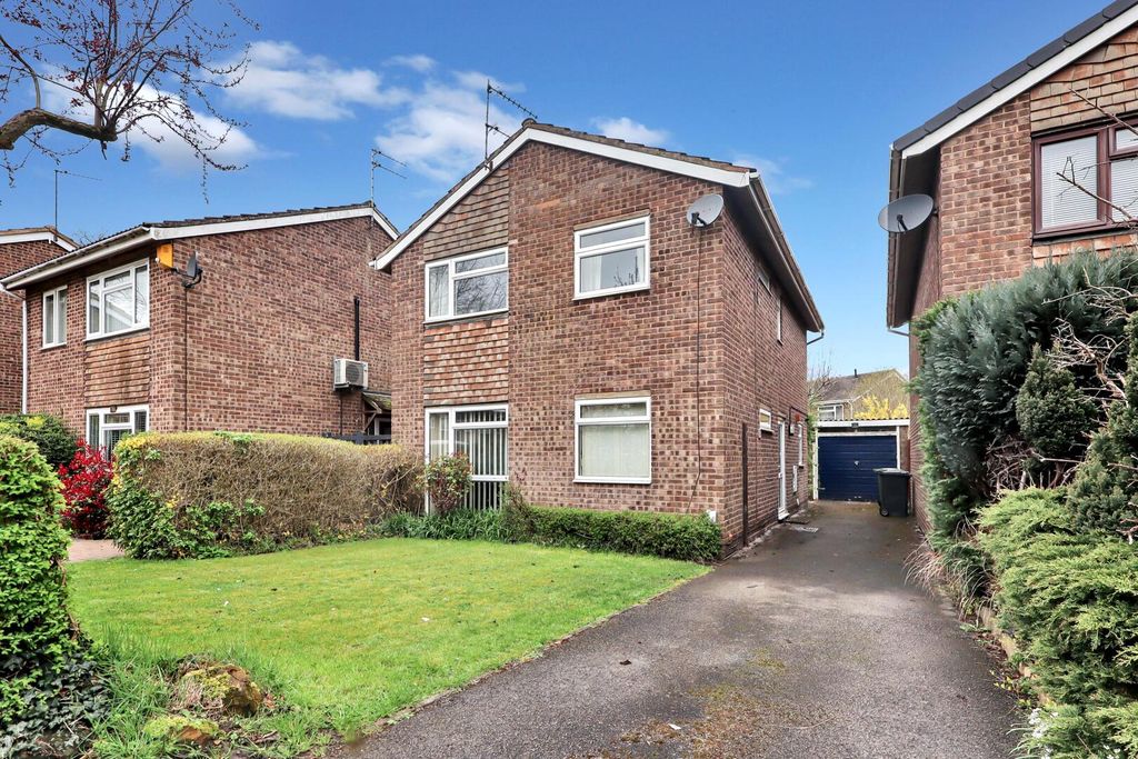 Property photo 1 of 13 Front (Exterior)