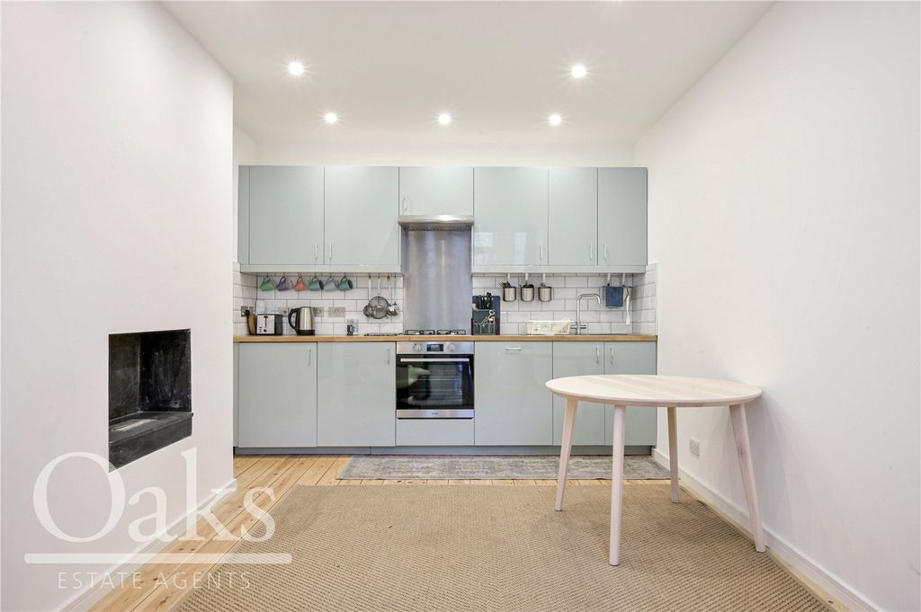 Property photo 3 of 8 Picture No. 09