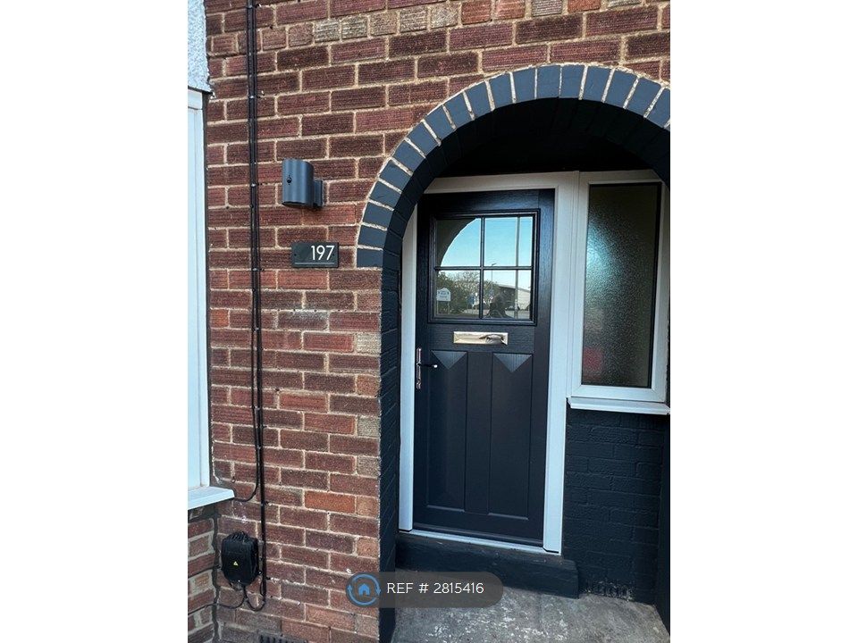 Property photo 3 of 27