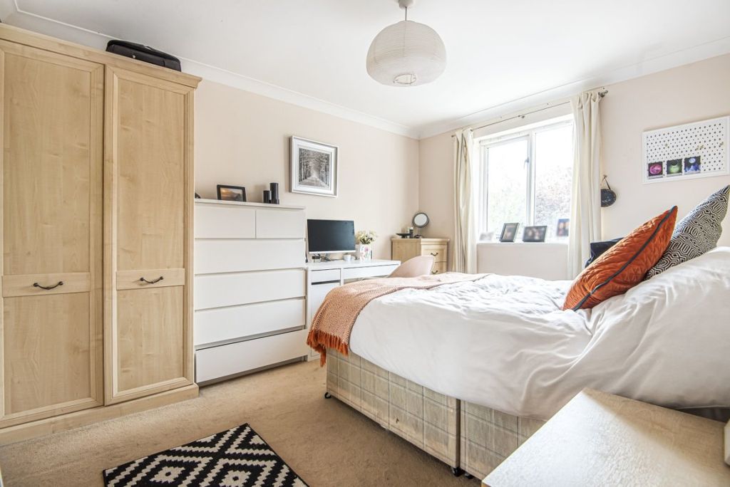 Property photo 2 of 9 709330 (5)