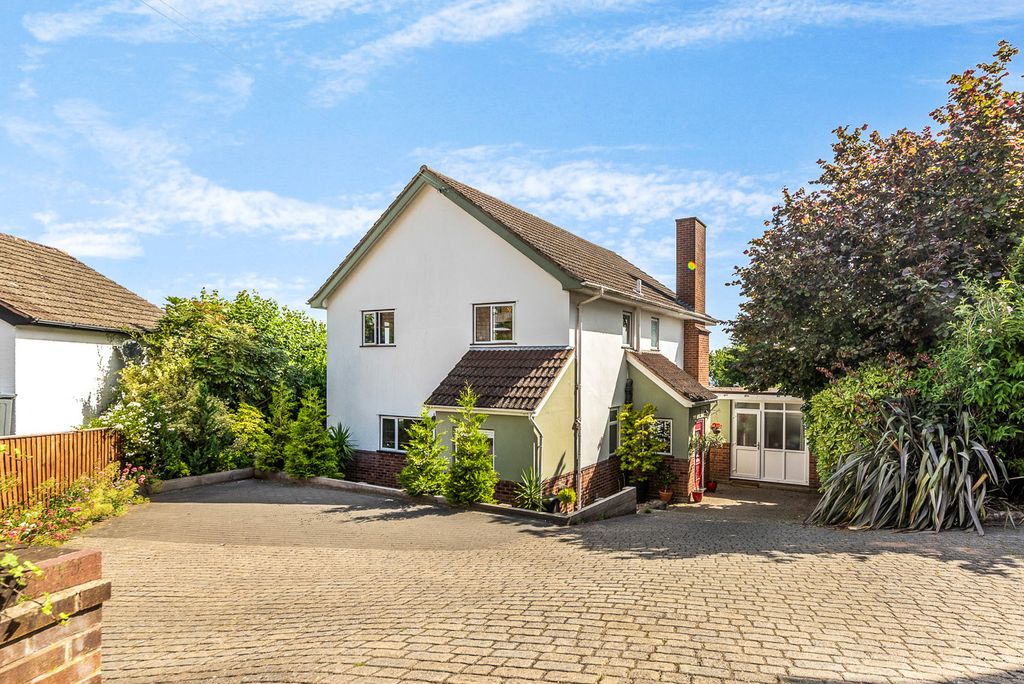 Property photo 1 of 36