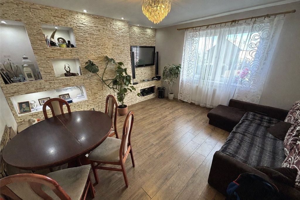 Property photo 2 of 10 Picture No. 16