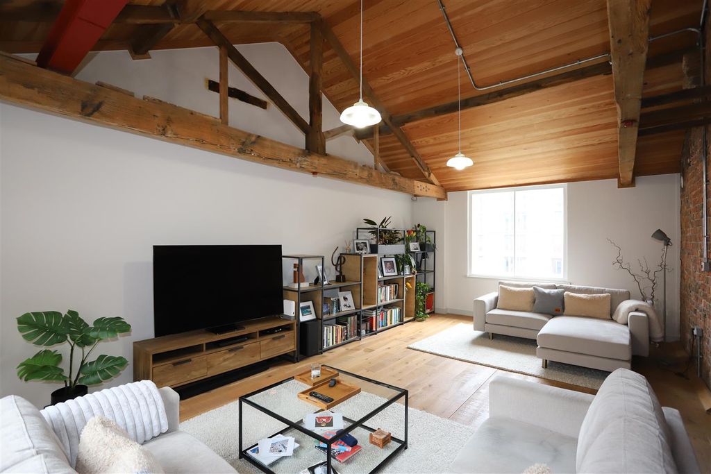 Property photo 1 of 26