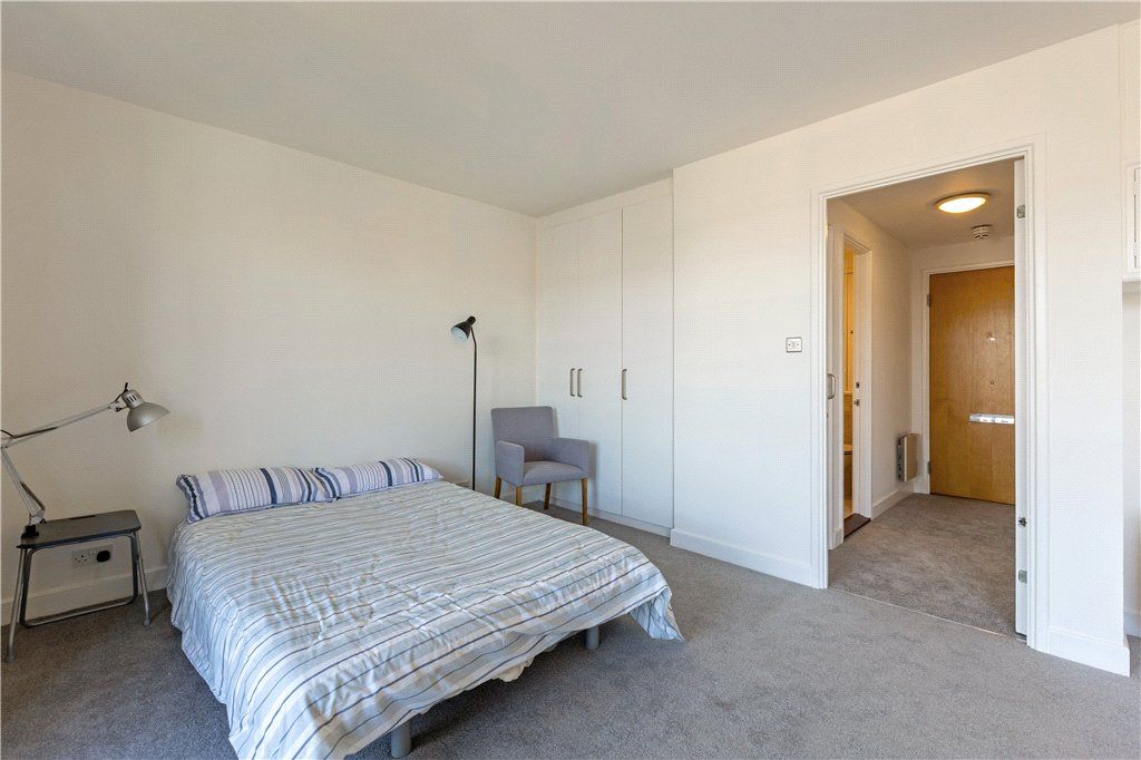Property photo 3 of 19 Picture No. 18