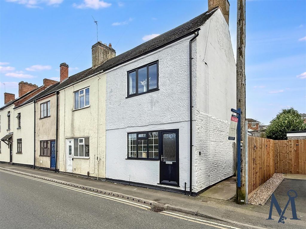 Property photo 1 of 22 On The Outside