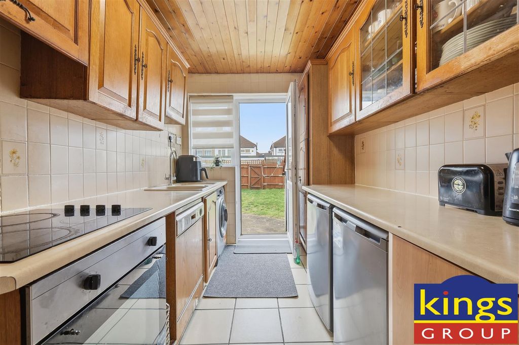 Property photo 3 of 20