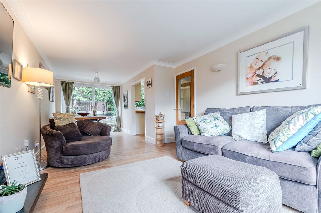 Property photo 2 of 25 Picture No. 05