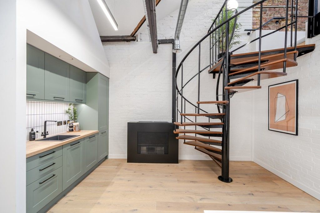 Property photo 2 of 9 Photo 6