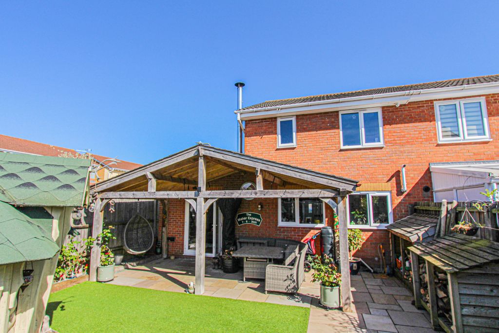 Property photo 3 of 17 Rear Aspect