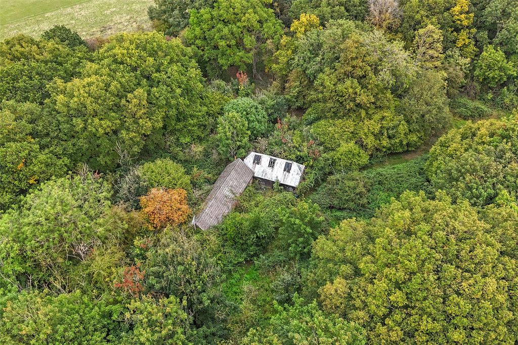 Property photo 1 of 17 Picture No. 01