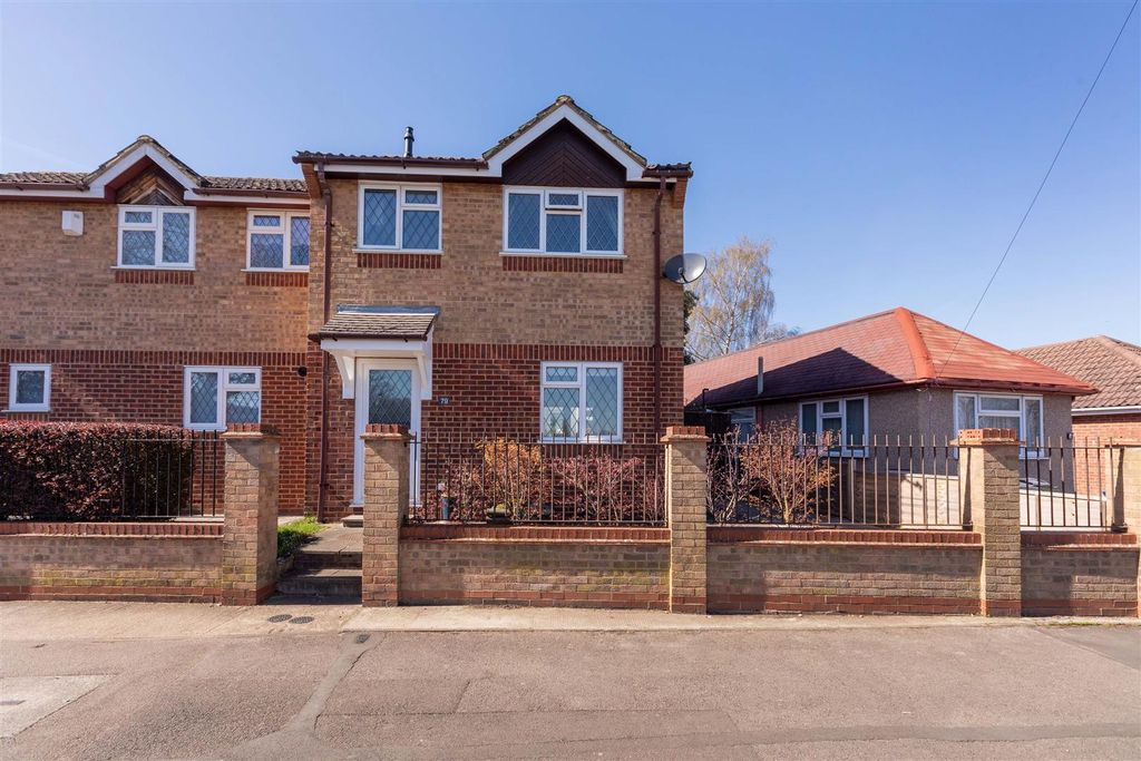 Property photo 1 of 16