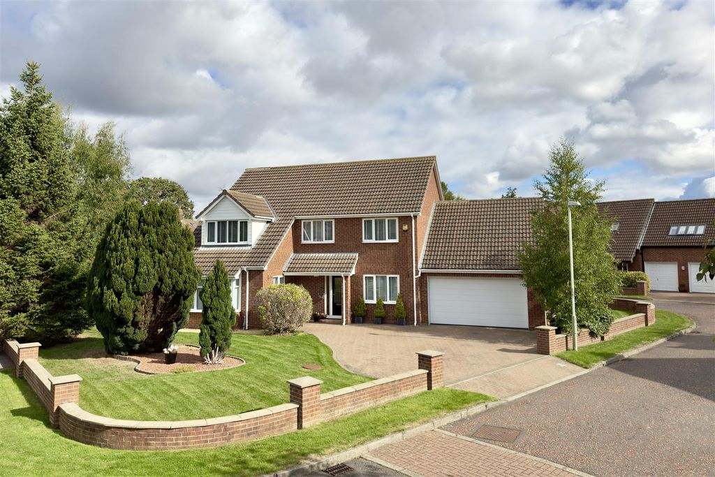 Property photo 1 of 38