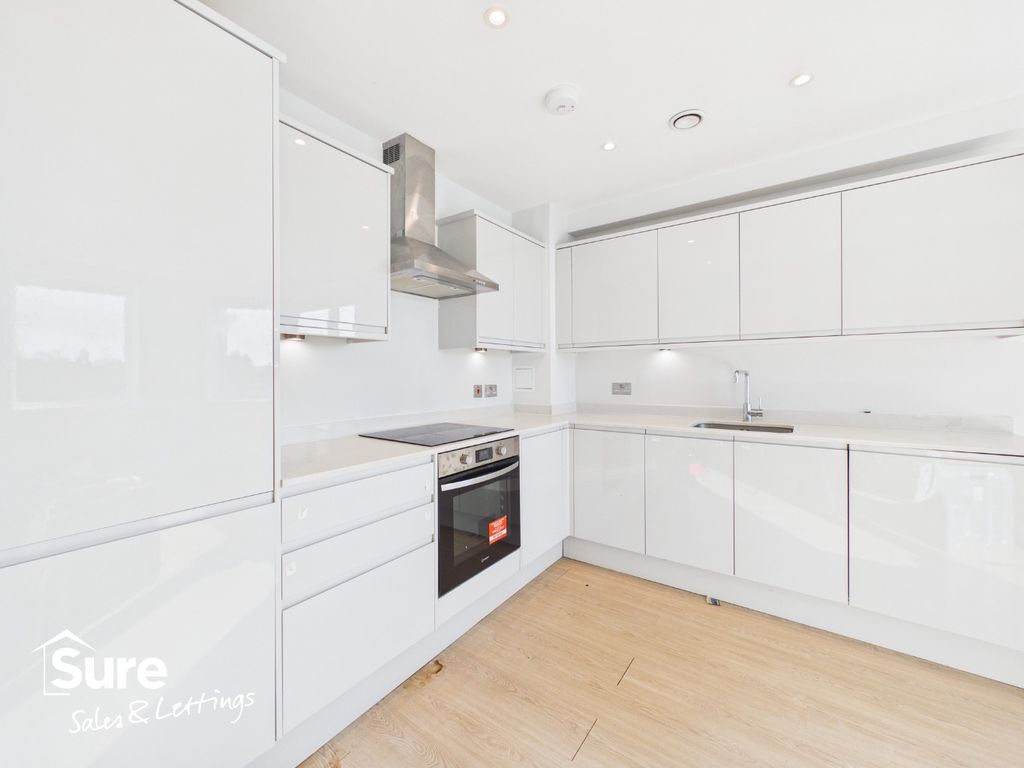 Property photo 2 of 22 4955632