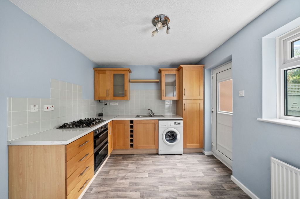 Property photo 3 of 16