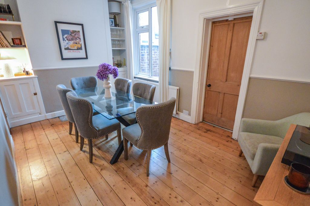 Property photo 3 of 18 Dining Room