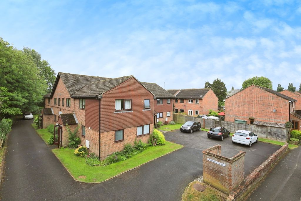 Property photo 1 of 16