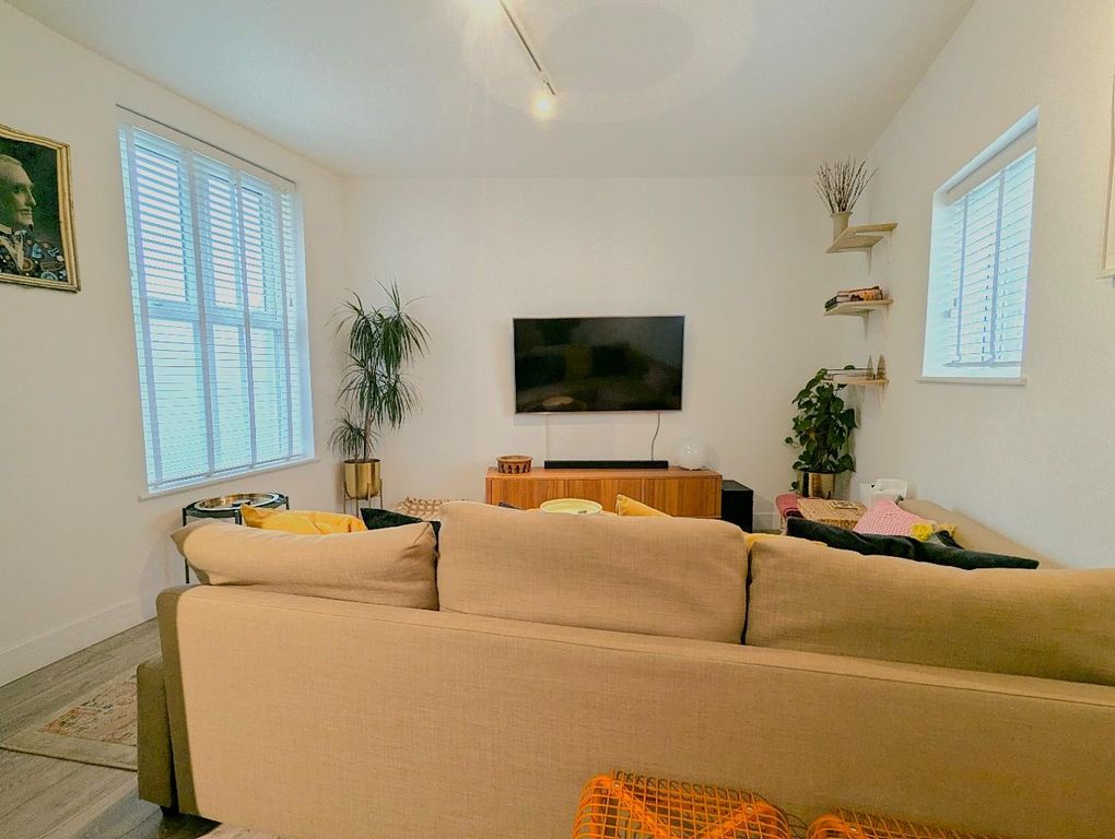 Property photo 3 of 9 Pxl_20251017_073527593.Mp.Jpg