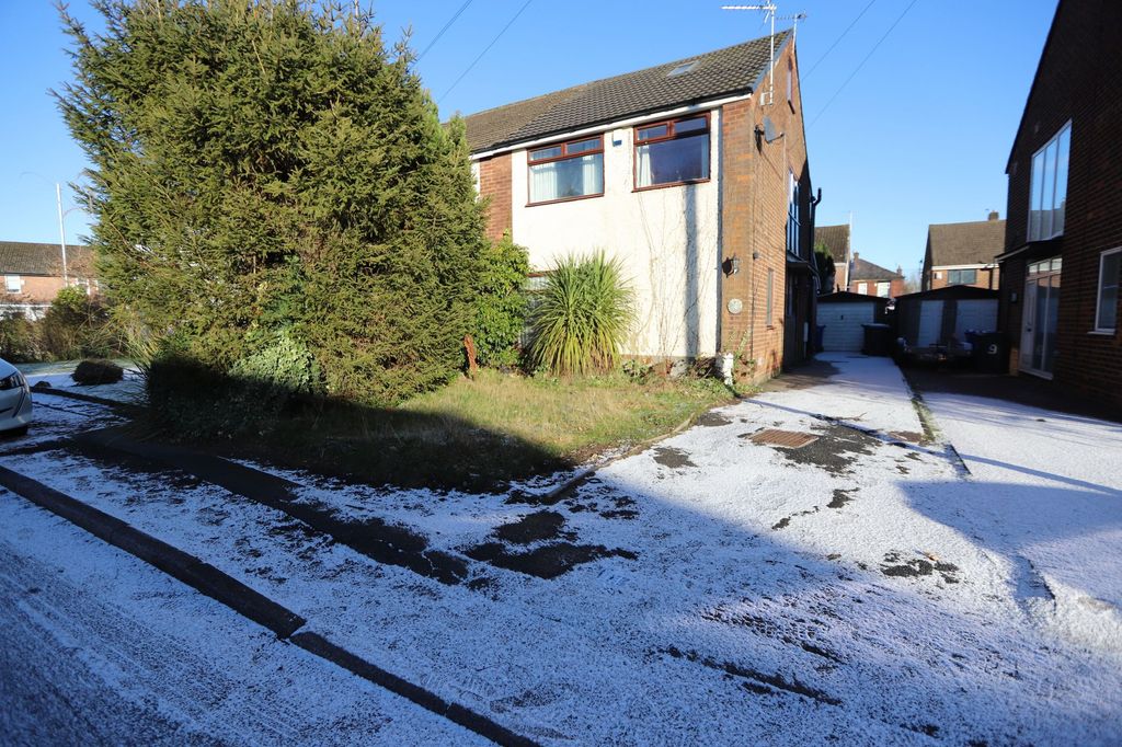 Property photo 1 of 16