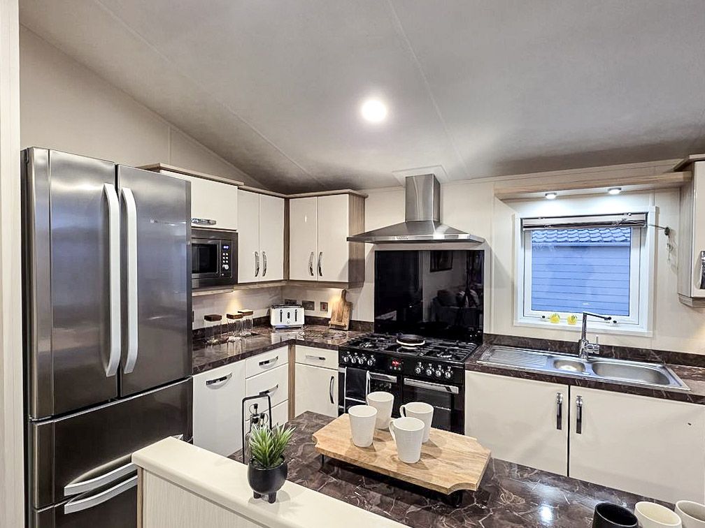 Property photo 3 of 19 Rye Harbour Holiday Home