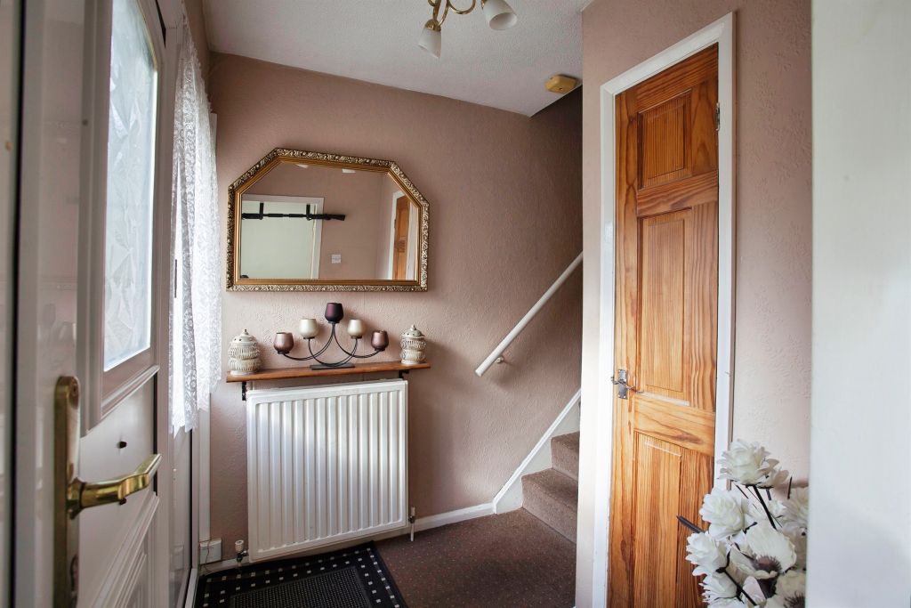 Property photo 2 of 14