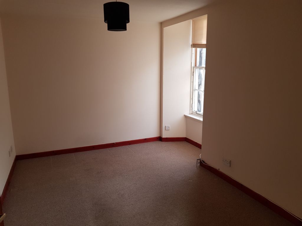 Property photo 3 of 7 Gallery