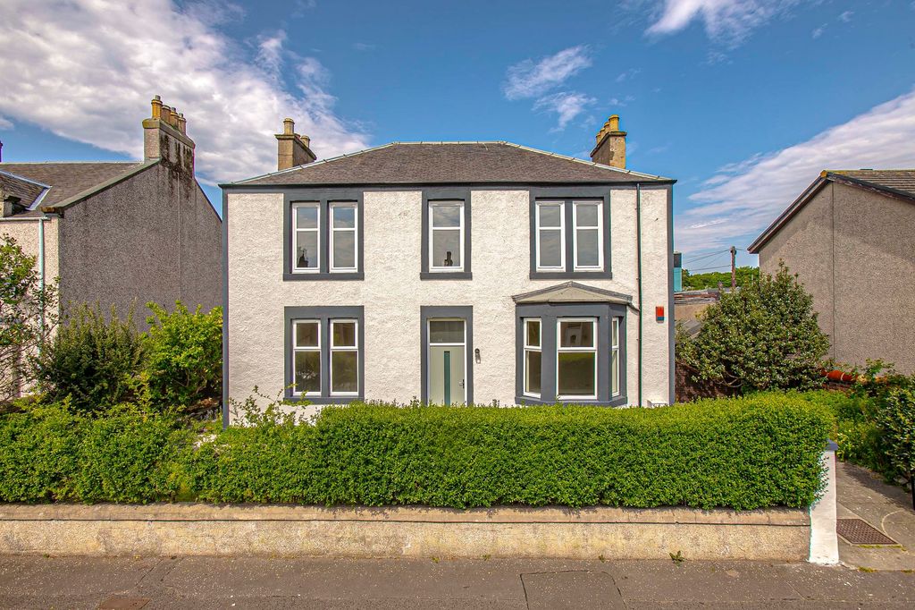 Property photo 1 of 37