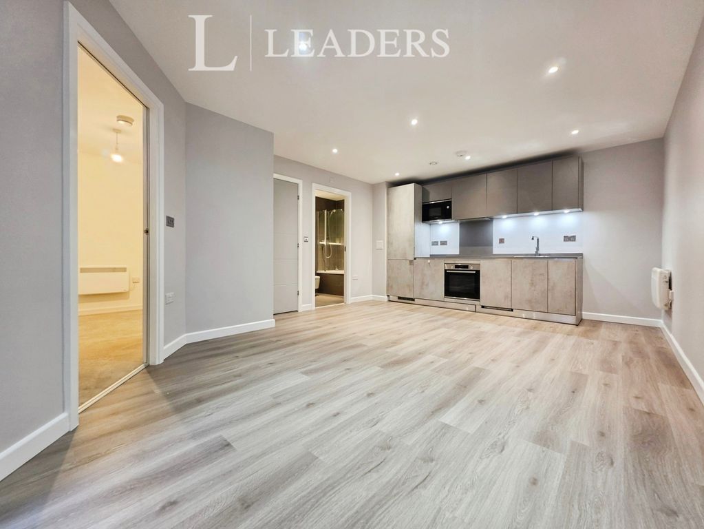 Property photo 2 of 10 Pbox-Img.Jpg