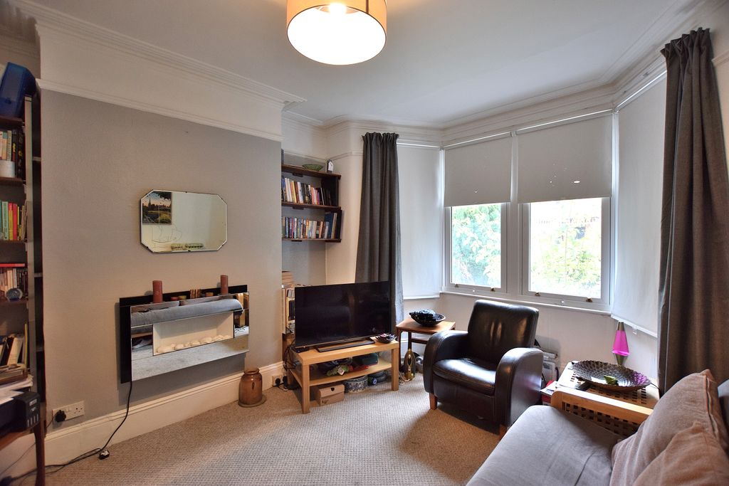 Property photo 2 of 6