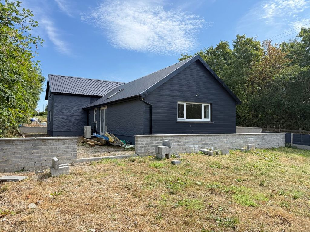 Property photo 1 of 34