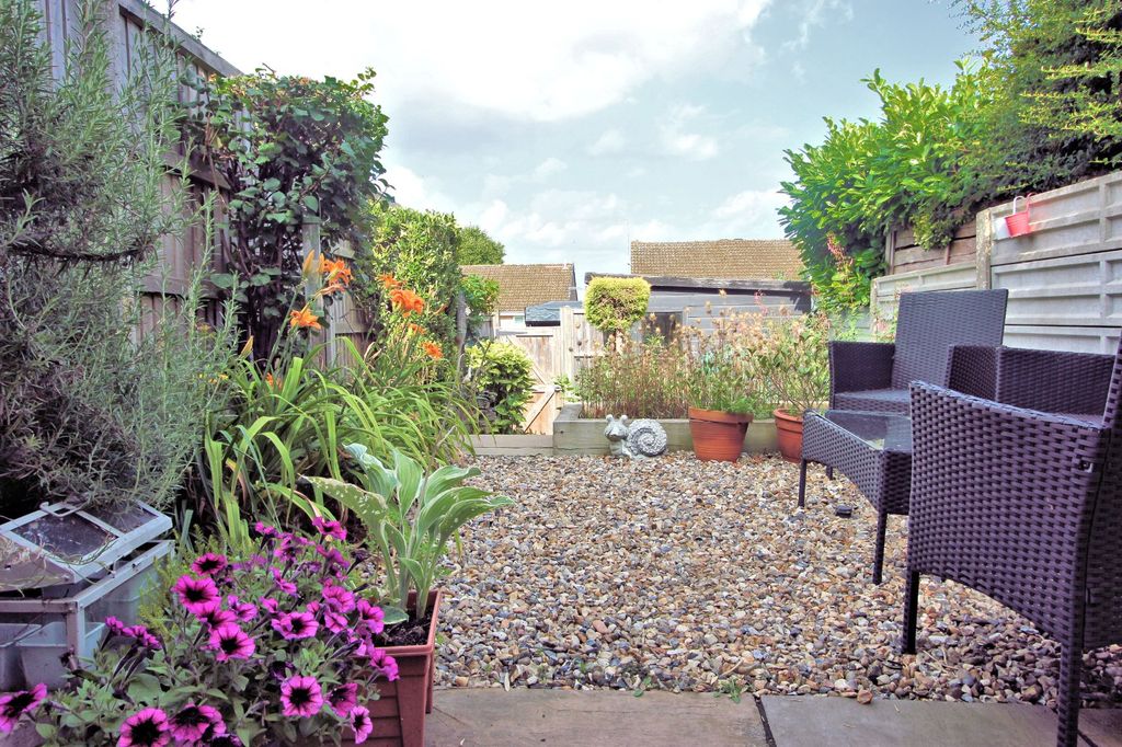 Property photo 2 of 11 Picture No. 06