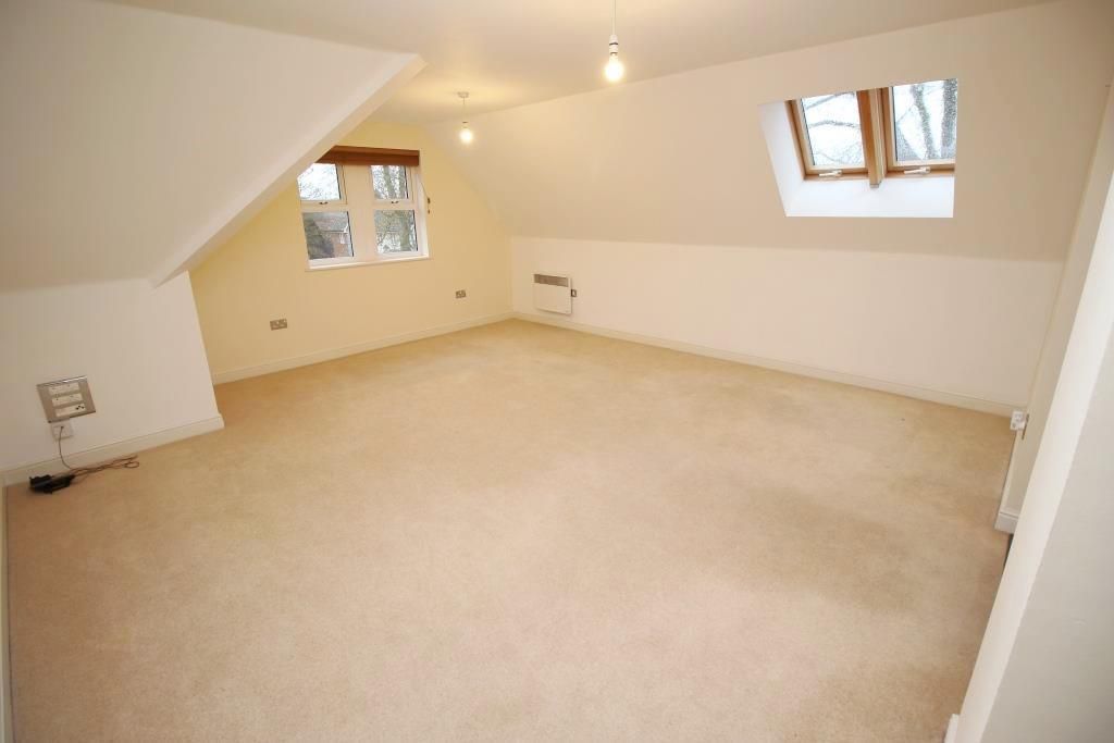 Property photo 2 of 12 Living Room