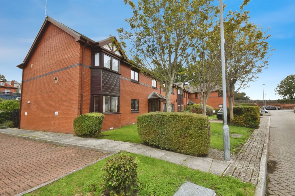Property photo 1 of 15