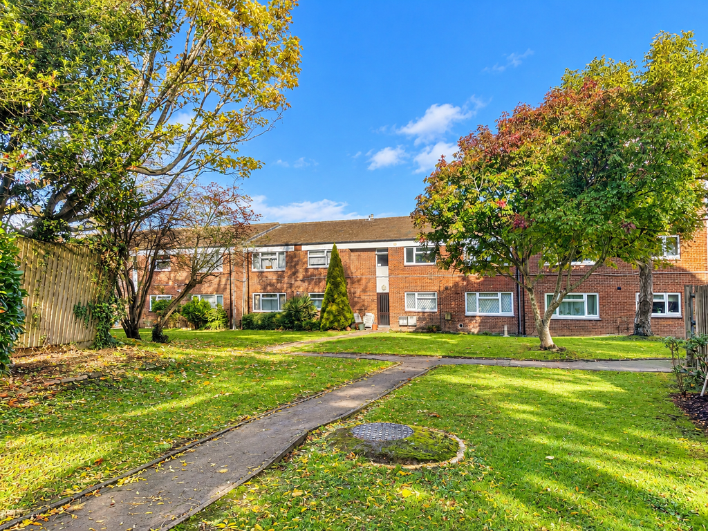 Property photo 1 of 11