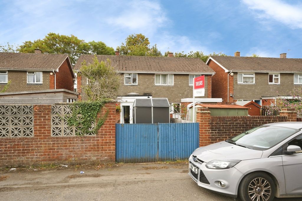 Property photo 2 of 17 Pbox-Img.Jpg