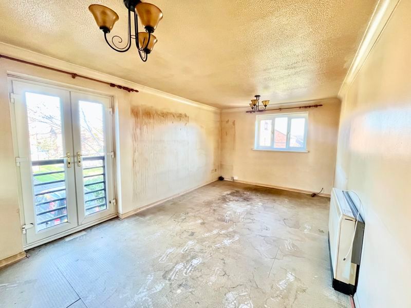 Property photo 2 of 7 Photo 1