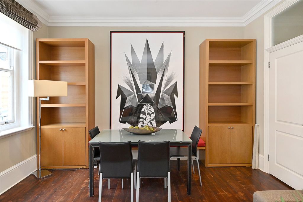 Property photo 2 of 10 Dining Toom