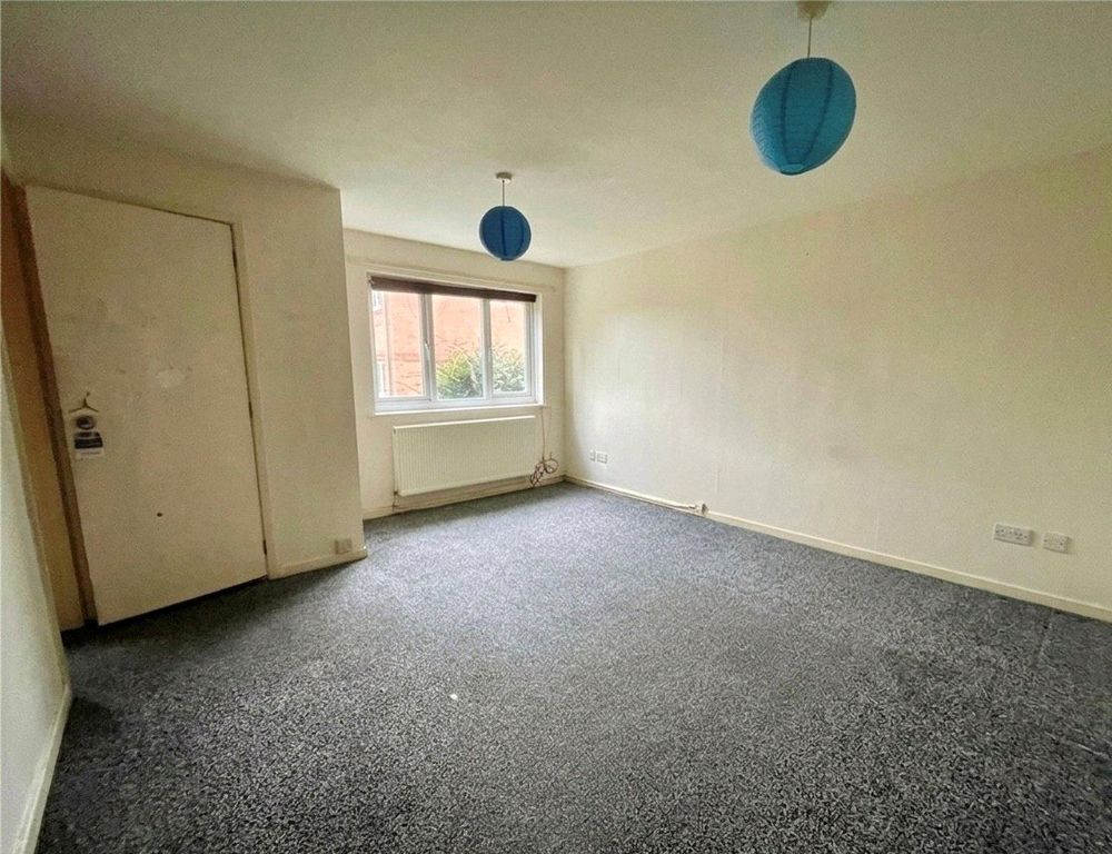 Property photo 2 of 7 Lounge