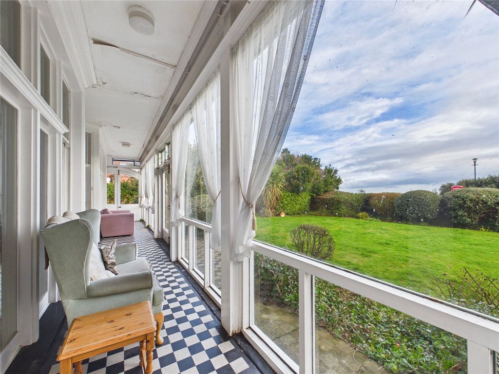 Additional image 6 of 3 bed flat for saleHamilton Gardens, Felixstowe, Suffolk IP11